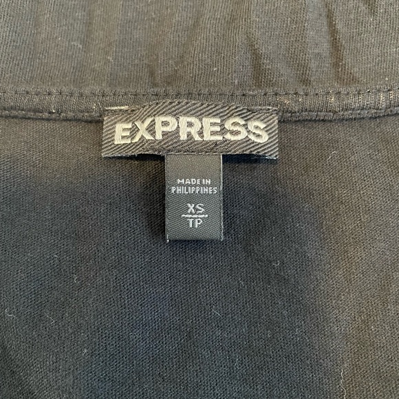 Express tank top bundle - Picture 13 of 14